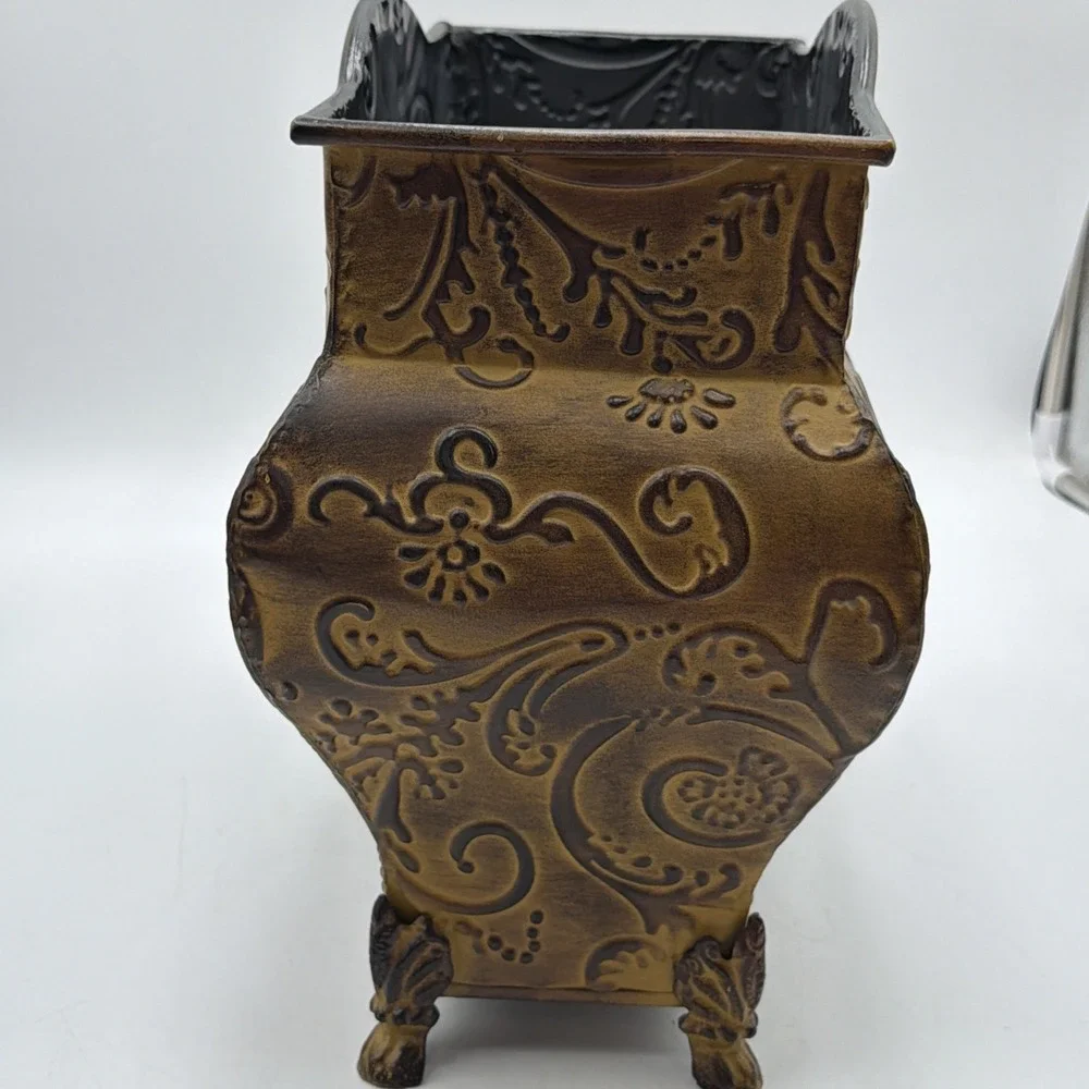 Vintage Ornate Tuscan Style Cachepot/Planter Mustard Gold Color French Style